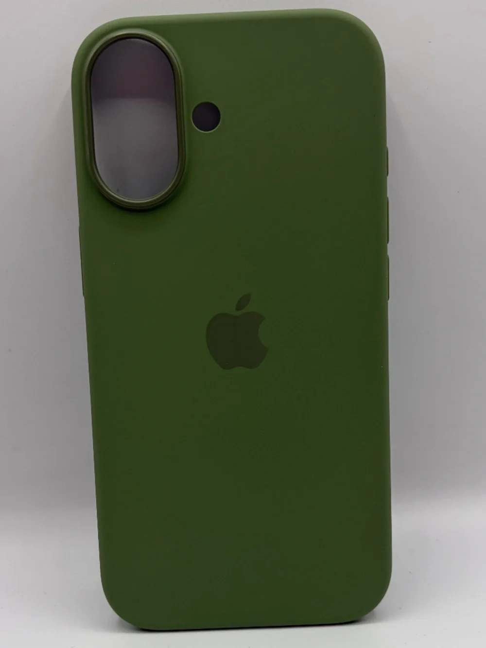 Apple IPhone 17 Silicone Cover with MagSafe in Light Moss NWOT